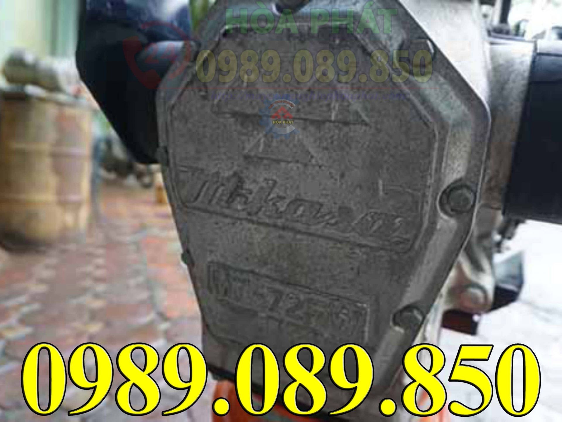 M&aacute;y đầm c&oacute;c Mikasa chạy xăng MT72