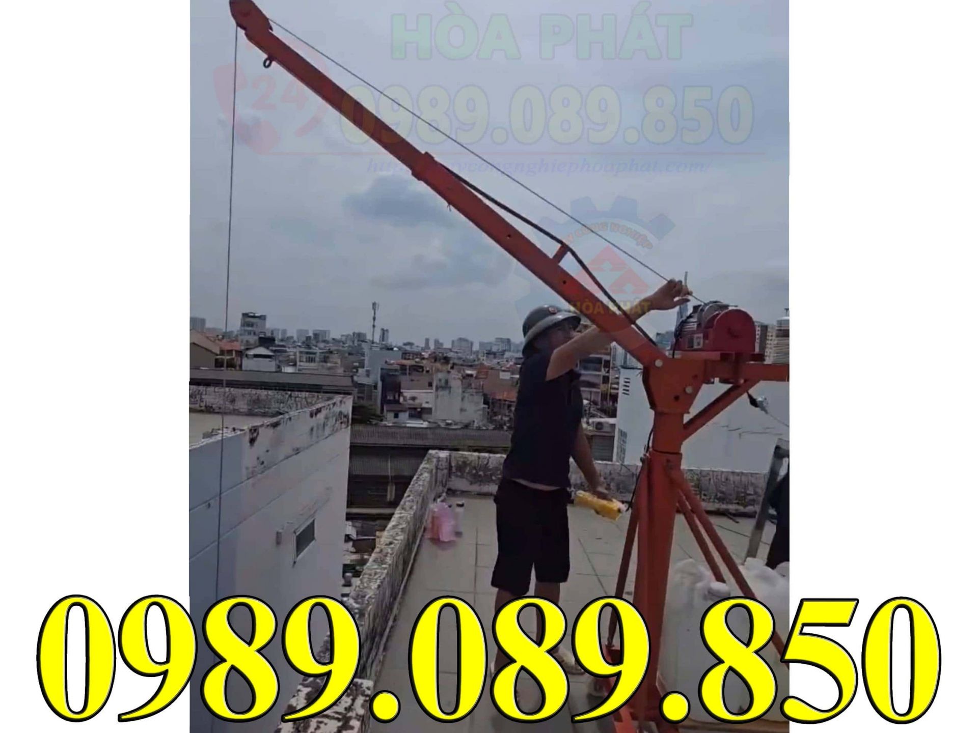 Cẩu xoay 360 độ 500kg khung cần rút nhập khẩu.