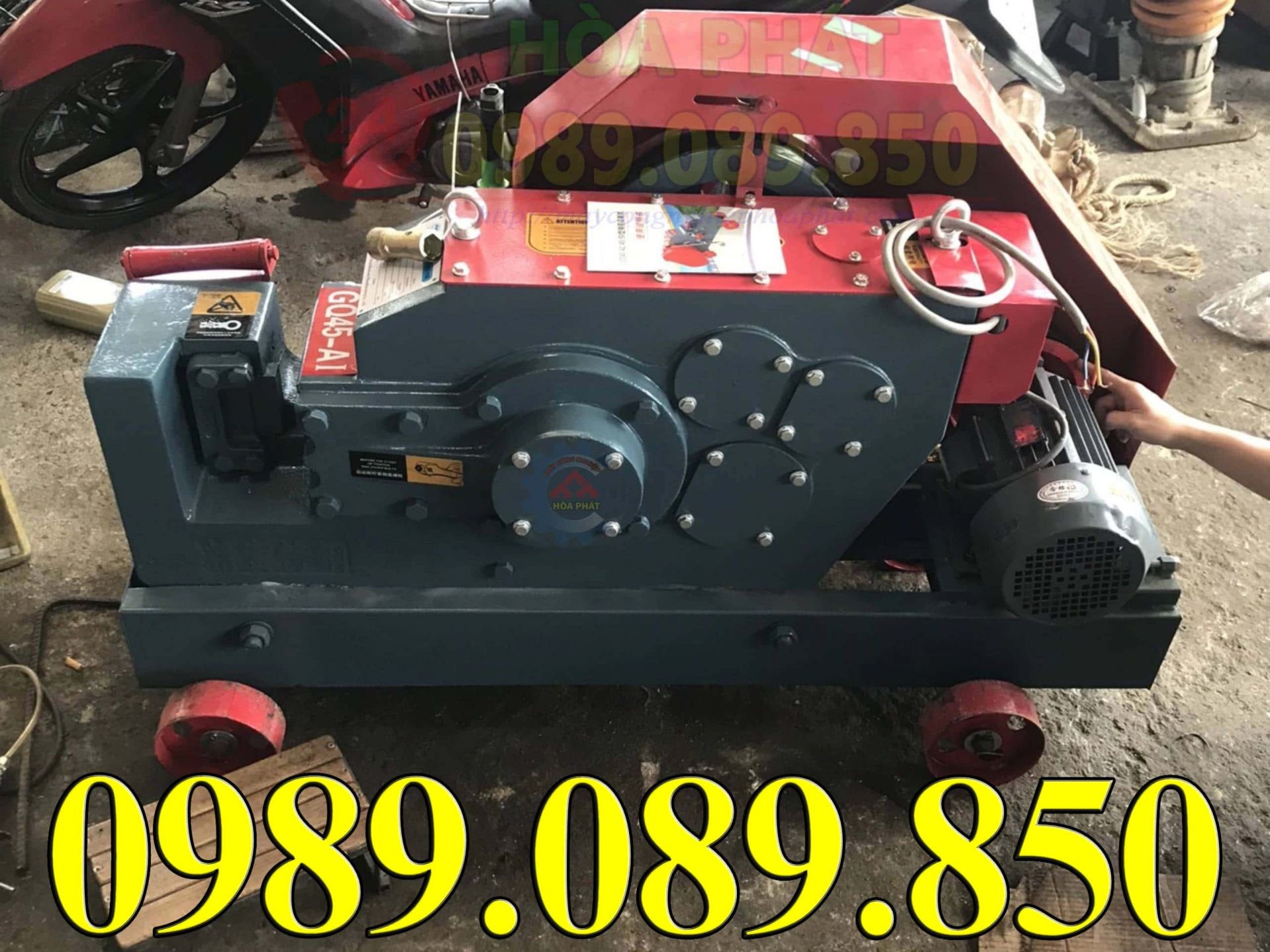 M&aacute;y cắt sắt th&eacute;p thủy lực GQ45 điện &aacute;p 380V hiệu quả.